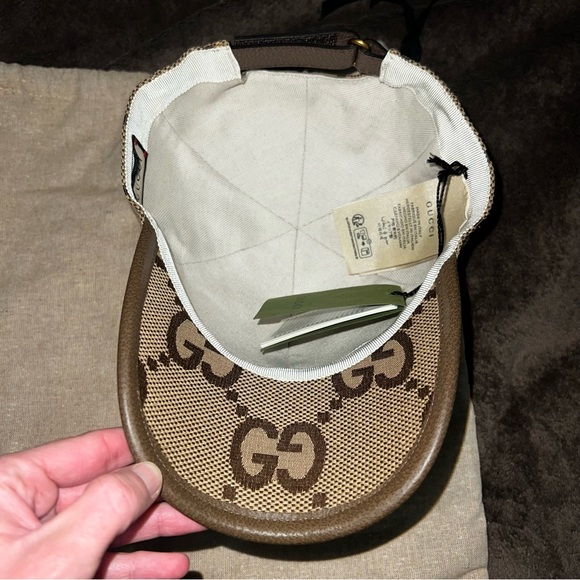 GUCCI GG GIANT LOGO CANVAS BASEBALL HAT CAP - Picture 7 of 12